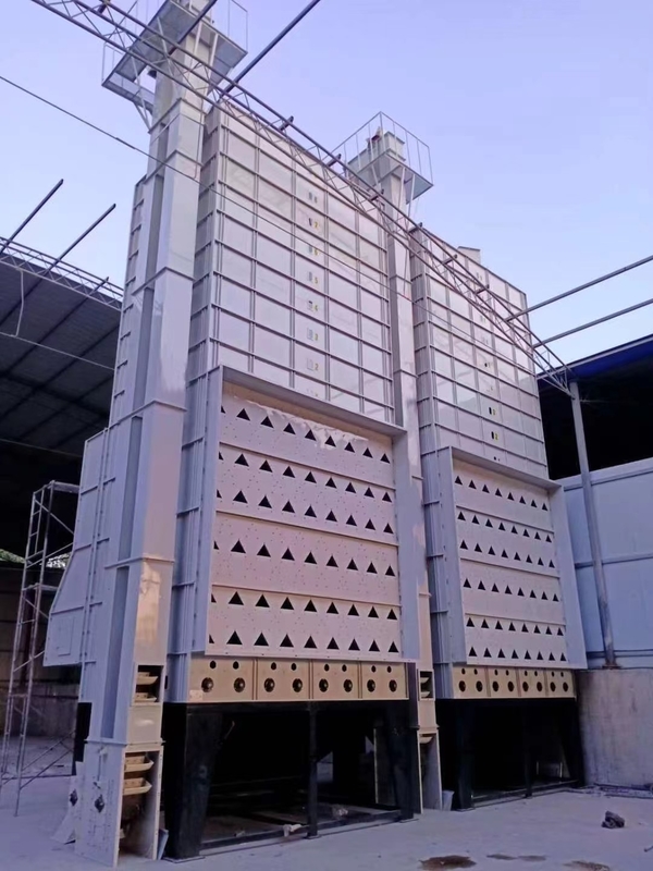 70 tonnes par lot Sécheuse à flux mixte Faible taux de concassage, pas d'aiguille Séchage rapide pour le maïs