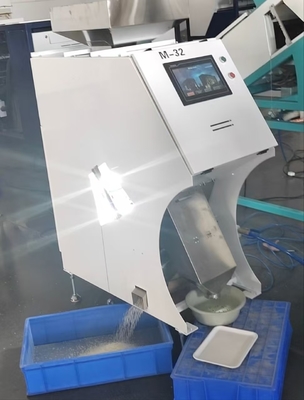 500 kg/h Capacité mini-trier de couleurs de riz CCD avec 32 éjecteurs